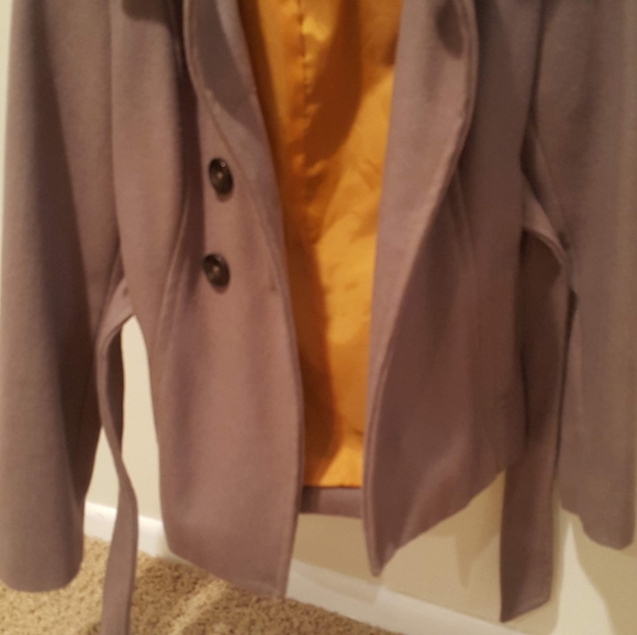 Coat - Picture 3 of 3